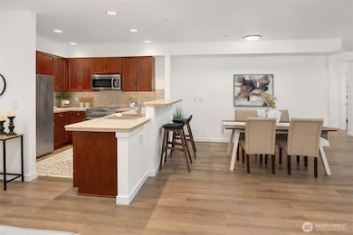 Library Square unit 407, Bellevue, WA 98004 - photo 4