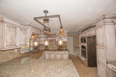 1555 Hilltop Ln, Merritt Island, FL 32952 - photo 5