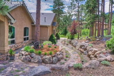 Landscaped Entrance with Natural Stone Walkway