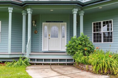 Entry covered porch