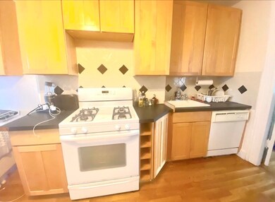 687 E 8th St unit 1, Boston, MA 02127 - photo 6