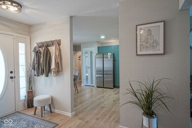 453 Acorn Dr, Whiteland, IN 46184 - photo 5