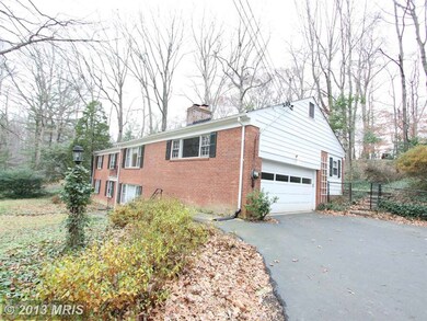 3505 Barkley Dr, Fairfax, VA 22031 - photo 2