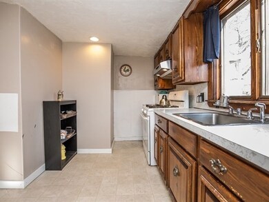 13 Andrews St, Danvers, MA 01923 - photo 5