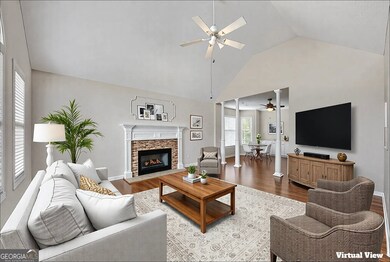 Another view of the living with a view of the sepa