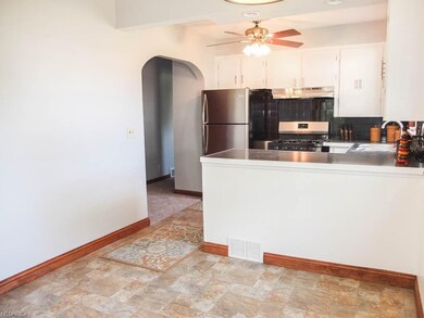 Kitchen and dinette.
