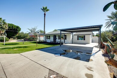2839-E-Avalon-Dr-060