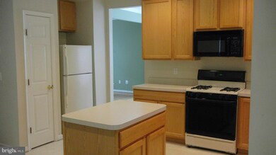 5641 Eppes Island Place, Manassas, VA 20112 - photo 3