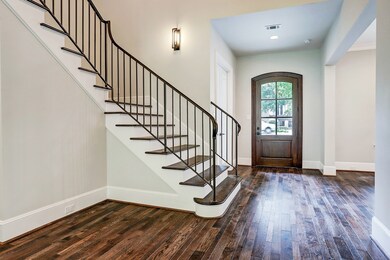 13026 Memorial Dr, Houston, TX 77079 - photo 5