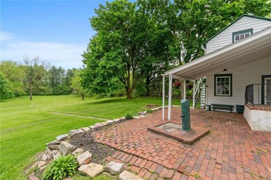 5686 Cetronia Rd, Allentown, PA 18106 - photo 5