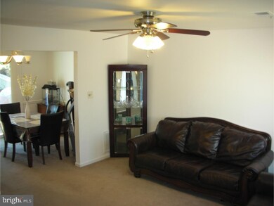 211 S 4th St, Womelsdorf, PA 19567 - photo 4