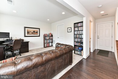 6156 Carey Park Ln, Falls Church, VA 22041 - photo 5