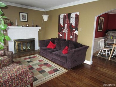 Nice great room open to formal dining room!