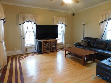 408 North St, Woodville, OH 43469 - photo 5