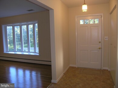 14525 Perrywood Dr, Burtonsville, MD 20866 - photo 3