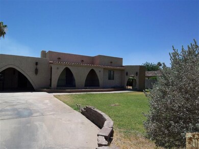 930 N Lovekin Blvd, Blythe, CA 92225 - photo 2