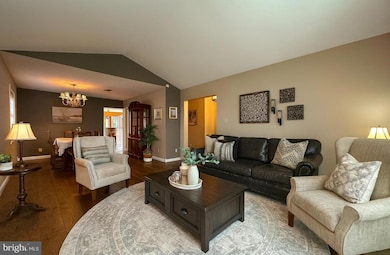 11028 Ramblewood Dr NW, Cumberland, MD 21502 - photo 4