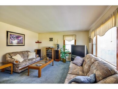 Light & Bright Living Room