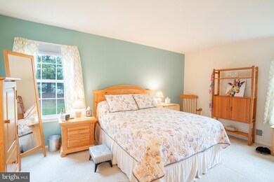 37 Barclay Ct, Lawrence Township, NJ 08648 - photo 6