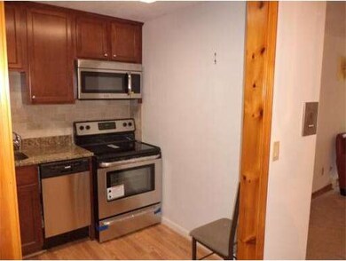 53 Fountain Ln unit 9, South Weymouth, MA 02190 - photo 3