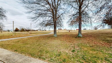 122 Coble Rd, Shelbyville, TN 37160 - photo 5