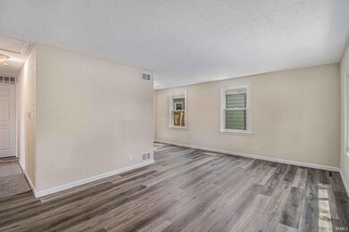 2000 Stevens Ave, Elkhart, IN 46516 - photo 6