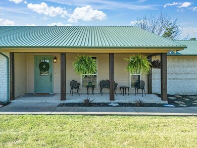 700 Young Rd, Springtown, TX 76082 - photo 3