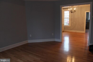 213 S 11th St, Quakertown, PA 18951 - photo 4