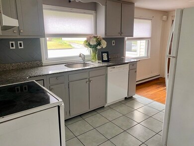 31 Revere St, Worcester, MA 01604 - photo 4