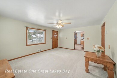 421 S Parsons St, Merrill, MI 48637 - photo 6