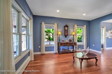 05-FORMAL LIVING ROOM