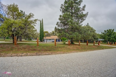 19857 Adalante Ct, Tehachapi, CA 93561 - photo 2