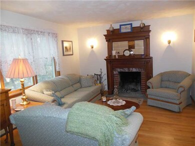 190 Kings Ridge Rd, Wakefield, RI 02879 - photo 5