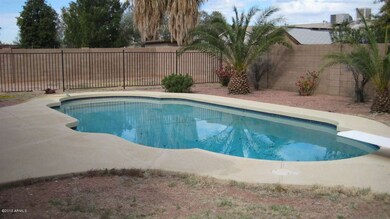 528 E Greentree Dr Chandler AZ 85225 poo