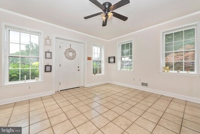 511 S Market St, Frederick, MD 21701 - photo 6