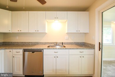 621 Walton St, Lemoyne, PA 17043 - photo 7