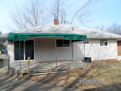 375 Gayle Dr, Sheffield Lake, OH 44054 - photo 3