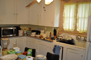 1265 Snyder Ave, Scranton, PA 18504 - photo 7