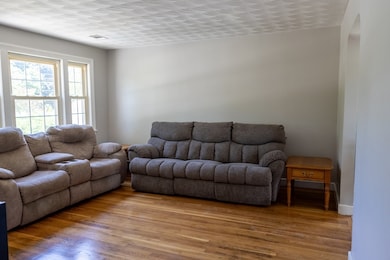 83 Willow St unit 1 & 2, Woburn, MA 01801 - photo 3