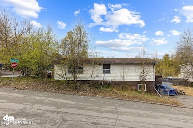 35-Exterior Side-DW-3155