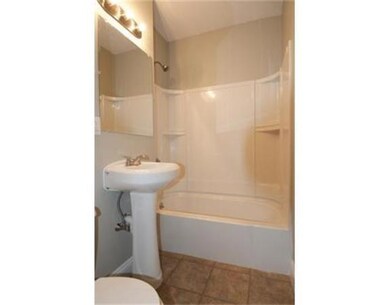 16 Pratt St, Salem, MA 01970 - photo 4