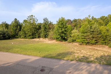 43273WhisperingPinesPath-2