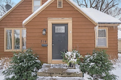 314 W 14th St, Holland, MI 49423 - photo 4