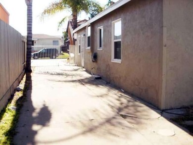 gated driveway