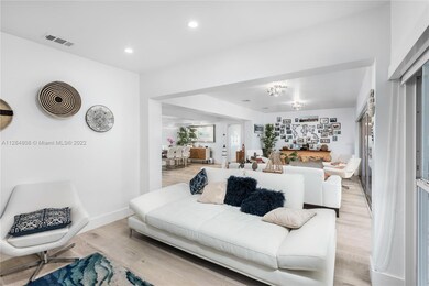 749 Ridgewood Rd, Key Biscayne, FL 33149 - photo 6