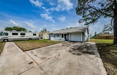4-CAR DRIVEWAY
