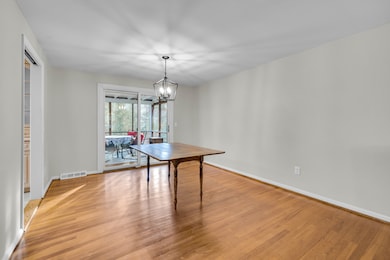 3 Minister Brook Dr, Weatogue, CT 06089 - photo 5