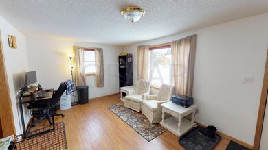 1002 S 17th St, Grand Forks, ND 58201 - photo 3