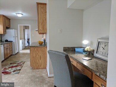 5336 Ellzey Dr, Fairfax, VA 22032 - photo 5