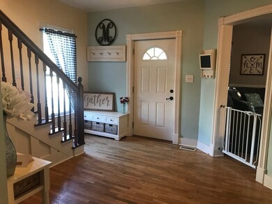 802 W 4th St, Bicknell, IN 47512 - photo 3